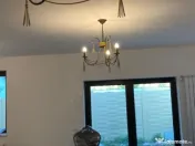 Vitan casa spatioasa,compusa din 6 camere 