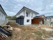 Casa cu 4 camere si garaj in Sibiu zona Vasile Aaron 