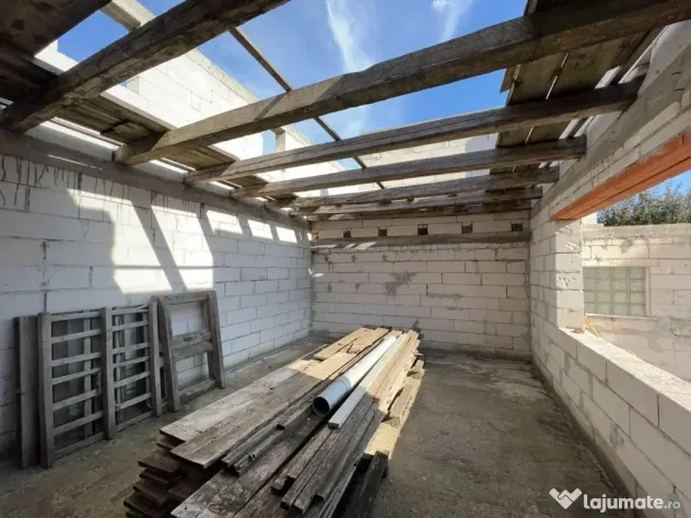 Casa in constructie zona Sannicolaul Mic - ID : RH-34867