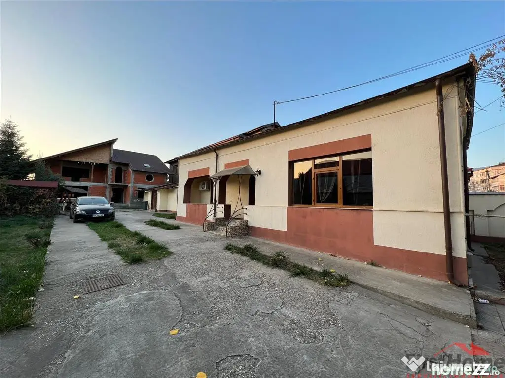 Casa constructie noua la rosu de P M in Focsani