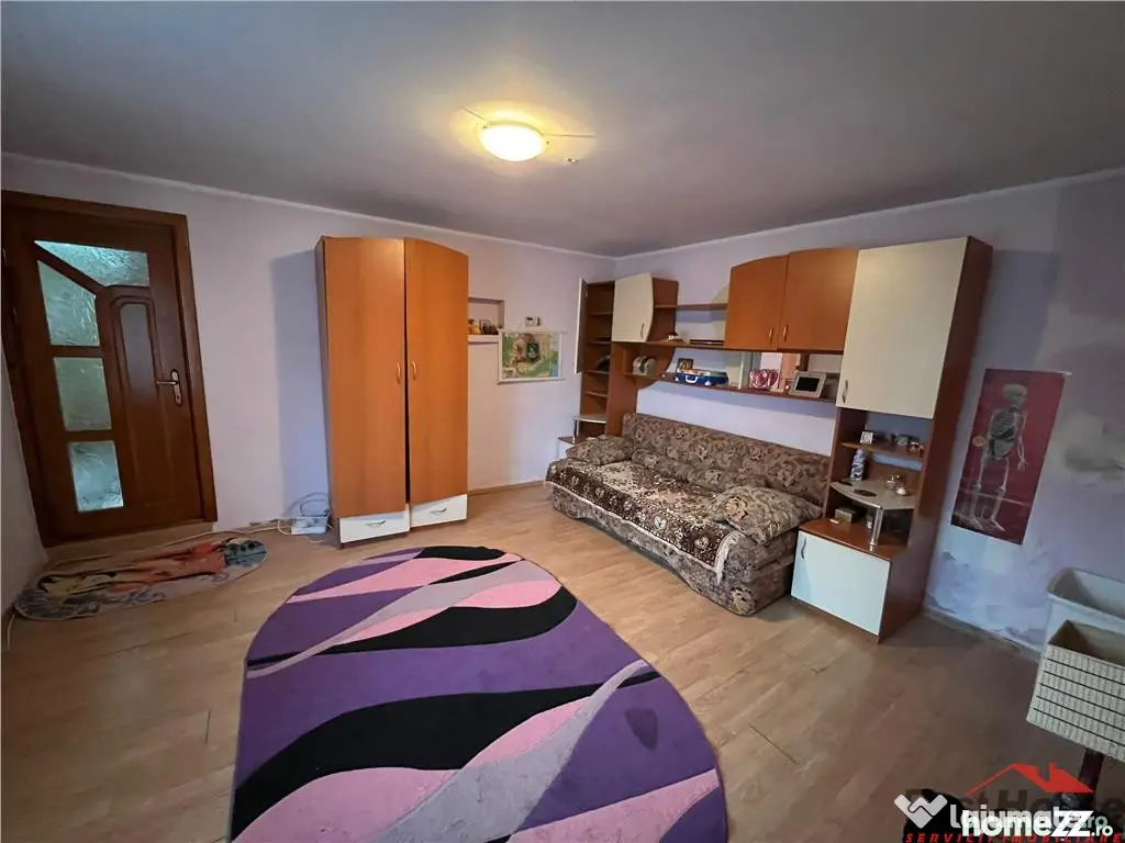 Casa constructie noua la rosu de P M in Focsani