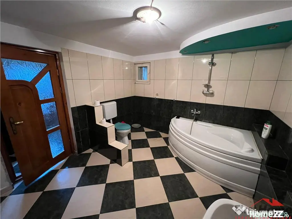 Casa constructie noua la rosu de P M in Focsani