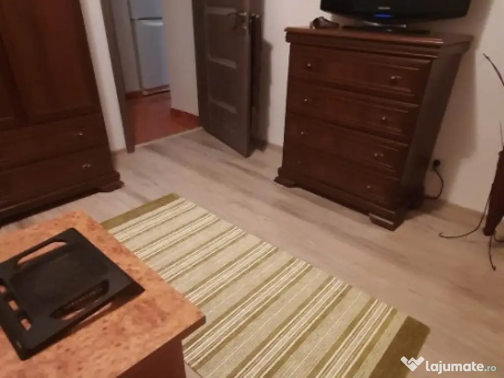 Bdul.Iuliu Maniu,Ap.3 cam,sup.utila 80 mp.