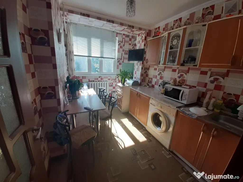 Garsoniera in zona Buziasului