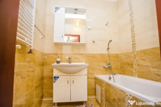 2 camere langa Spitalul Judetean
