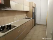 1 camera situat in zona Centrala 