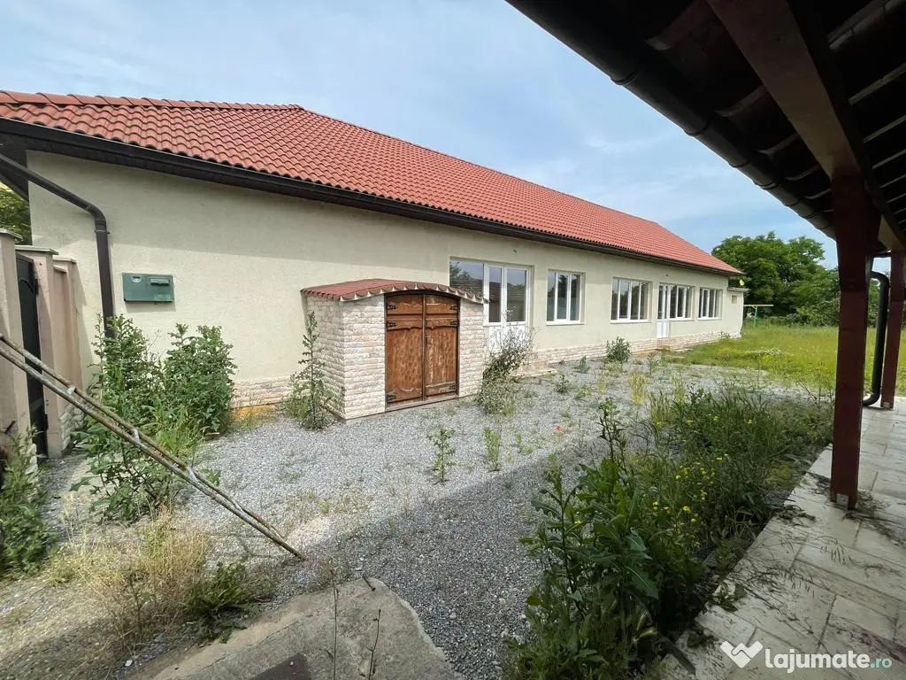 Casa 5 camere Sannicolau Mic