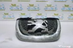 Emblema grila bara fata 9680505177 Peugeot 308 T7 [2007 - 2011]