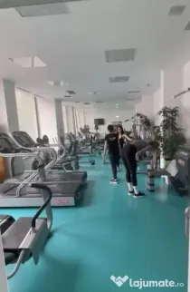 Unirii-Nerva Traian! Sp com suprafata 180 mp cu chirias