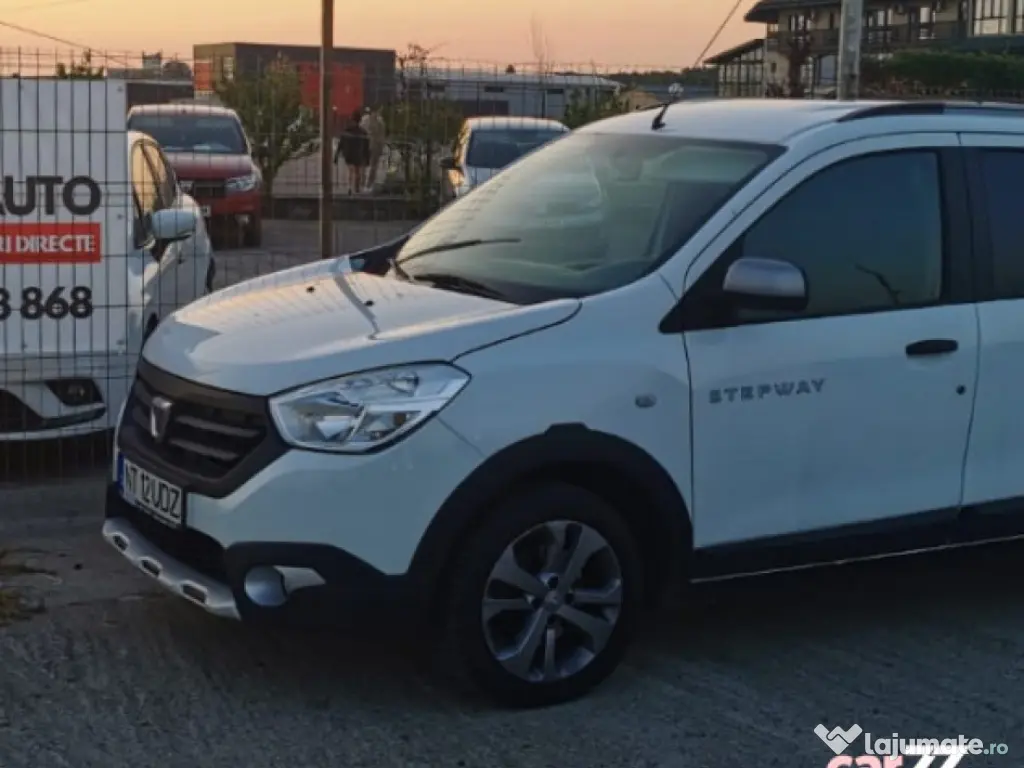 Dacia Lodgy 7 locuri pe benzina
