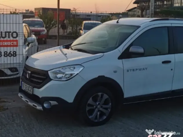 Dacia Lodgy 7 locuri pe benzina