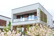 Vilă de lux pe malul Lacului Snagov | Marină privată | 230 mp utili