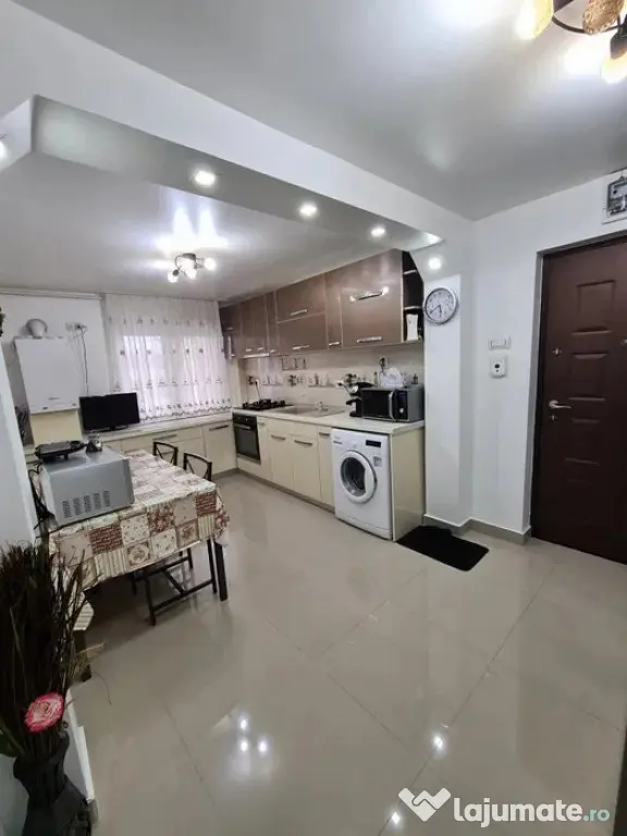 Apartament 3 camere confort 1, Viziru 1, Renovat, Mobilat Ut
