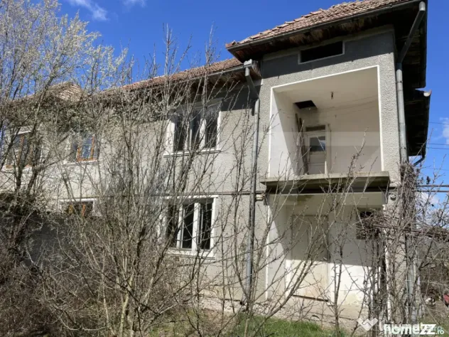 Duplex 3camere,bucatarie,2bai,beci - Dej (Cluj)