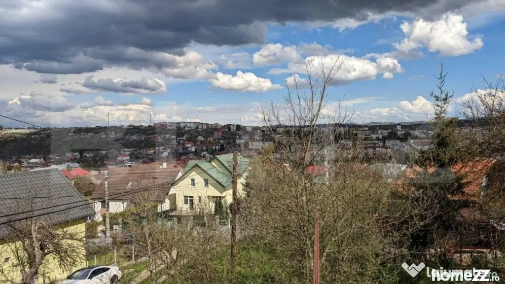 Duplex 3camere,bucatarie,2bai,beci - Dej (Cluj)