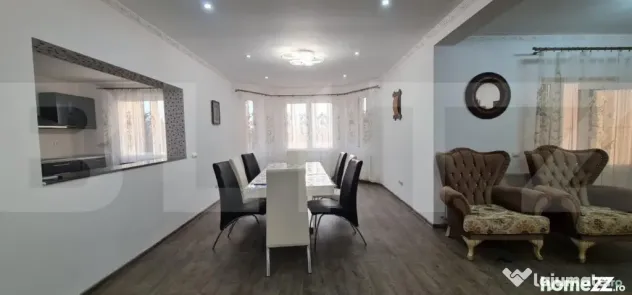 Casa individuala 277 mp, 3 dormitoare, teren 2500 mp, Campia