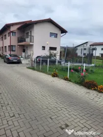 Duplex mobilat si utilat, 136 mp, 343 mp, panouri fotovoltai