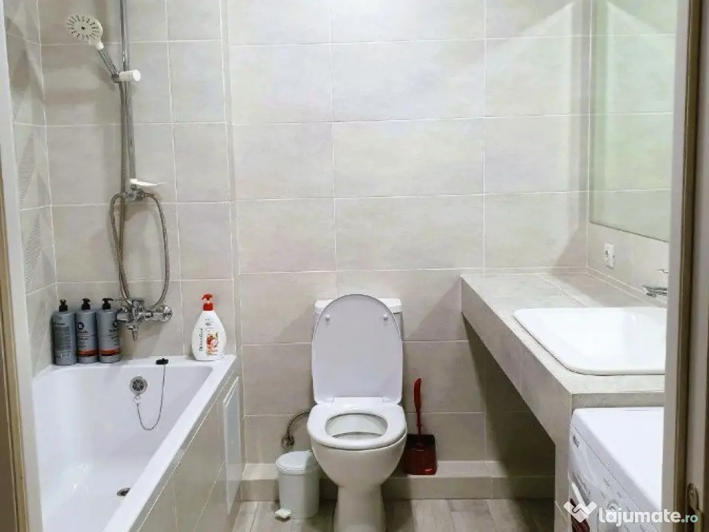 Inchiriez apartament cu 1 camera in zona Iris