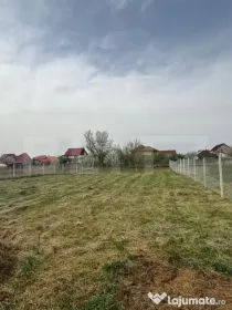 Teren Intravilan 738 mp, zona Micro 17