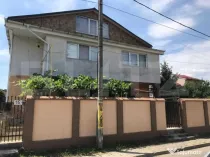 Vila individuala 200 mp si curte de 600 mp in zona Manta Ros