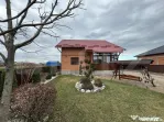 Casa moderna, individuala, Marginea