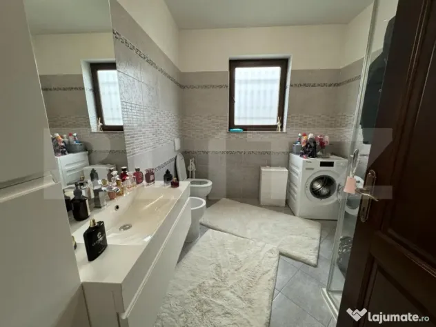 Casa moderna, individuala, Marginea