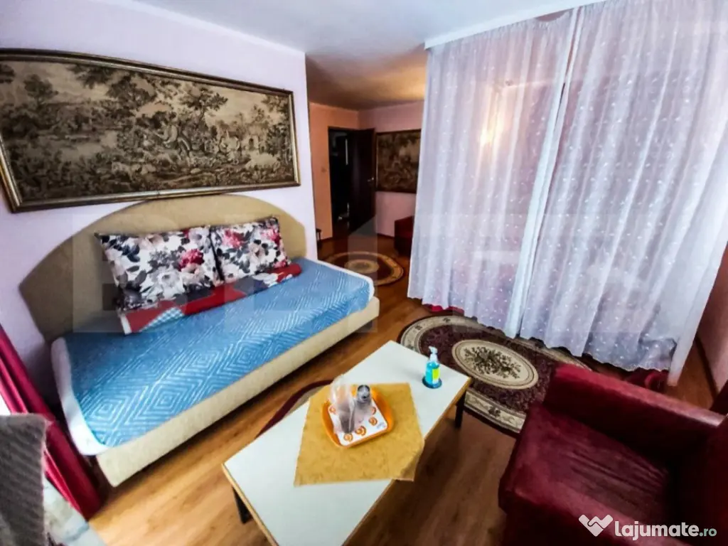 Pensiune 3*, 484 mp utili și 1000 mp teren, Predeal!