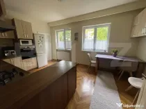 Casa, 211mp, Zona Piata Mica