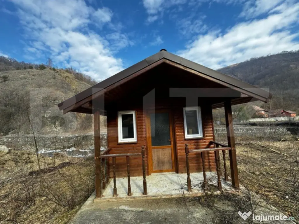 Teren intravilan cu căbănuță, 3797 mp, Valea Mănăstiri