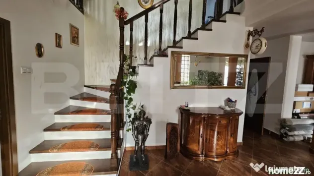 Vila în regim P+1, 380 mp², pretabilă spații de birouri, - Craiova (Dolj)