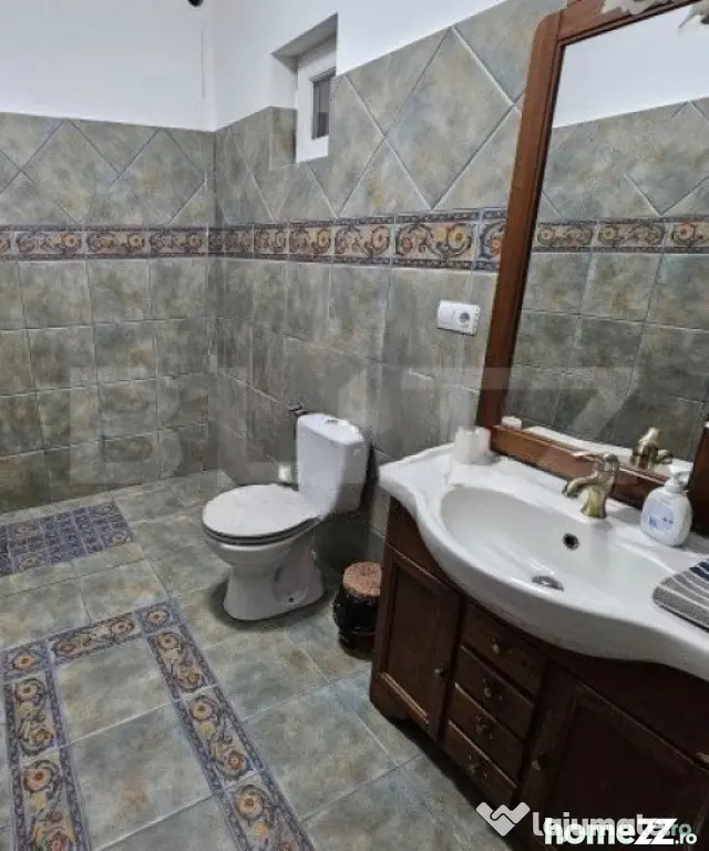 Vila în regim P+1, 380 mp², pretabilă spații de birouri, - Craiova (Dolj)