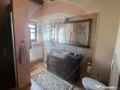 Casă / Vilă cu 4 camere de vânzare 