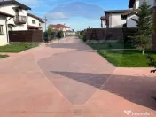 Casă / Vilă cu 4 camere de vânzare 