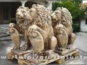 Statuetă leu mare cu blazon, arămiu patinat, model S1. 