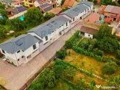 Casa într-un complex nou de 6 case înșiruite, 4 camere... 