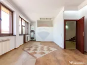 De vanzare clădire multifuncțională Calea Ferentari 