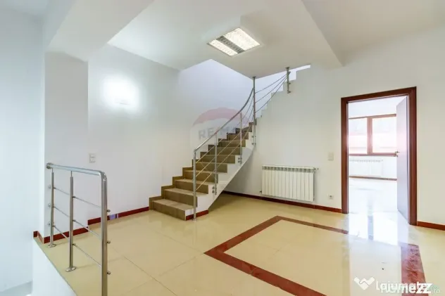 De vanzare clădire multifuncțională Calea Ferentari
