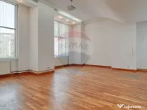 Birou de închiriat în clădire de birouri, Brașov, lâ...