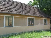 Loc de casa - Covasant 