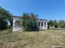 Casa Batraneasca Urechesti