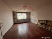 Vilă Spațioasă în Zona Șelimbăr, Ideală pentru Fam... 