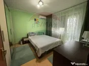 Apartament cu 3 camere de vânzare în zona 1 Decembrie 1... 