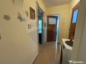 Apartament cu 3 camere de vânzare în zona 1 Decembrie 1... 