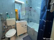 Apartament cu 3 camere de vânzare în zona 1 Decembrie 1... 