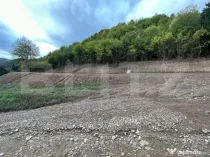 Teren intravilan 1,1 Ha, zona Bargau