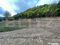 Teren intravilan 1,1 Ha, zona Bargau