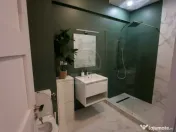 Apartament cu 2 camere DE LUX zona Teilor etaj 1!! 