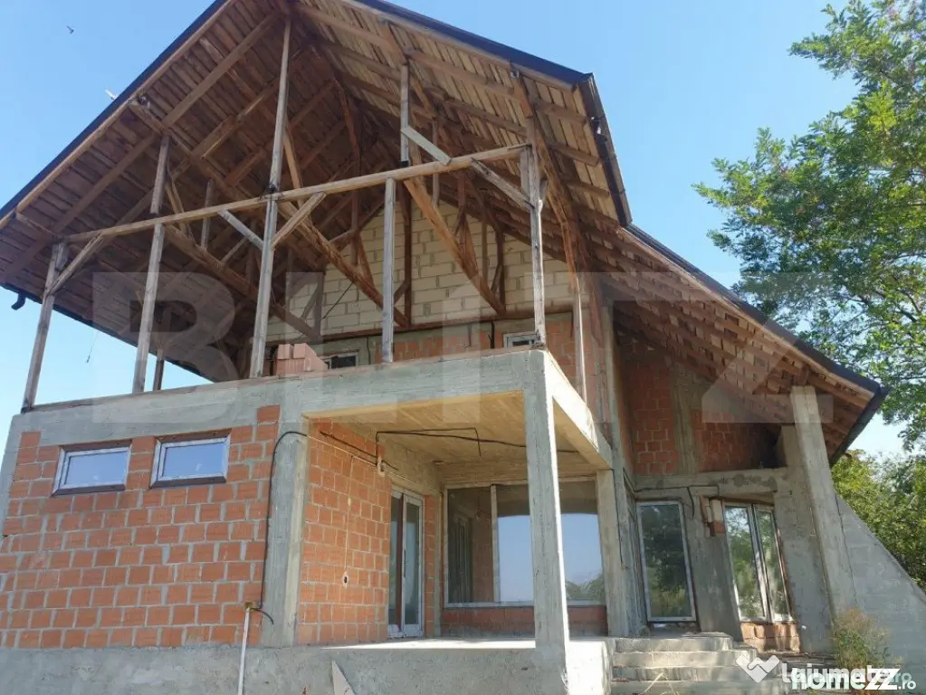 Casa/Vilă, 341 mp construiti, teren 1000 mp, Tărtășești - Tartasesti (Dambovita)