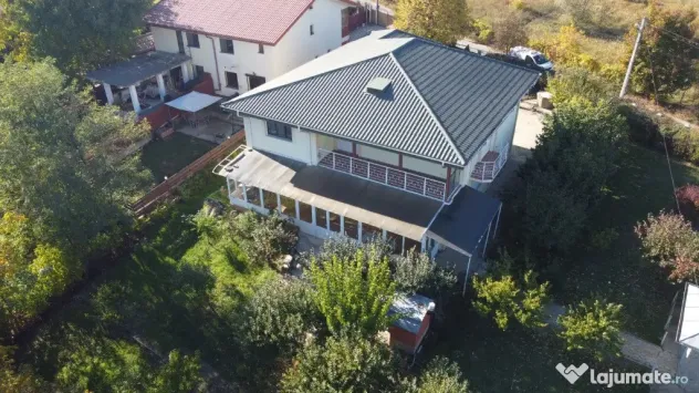 NOU* Vila 350mp cu teren 2000mp in Bucium !