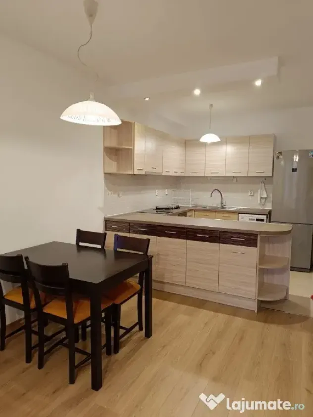 Apartament cu 2 camere in zona Cetatii